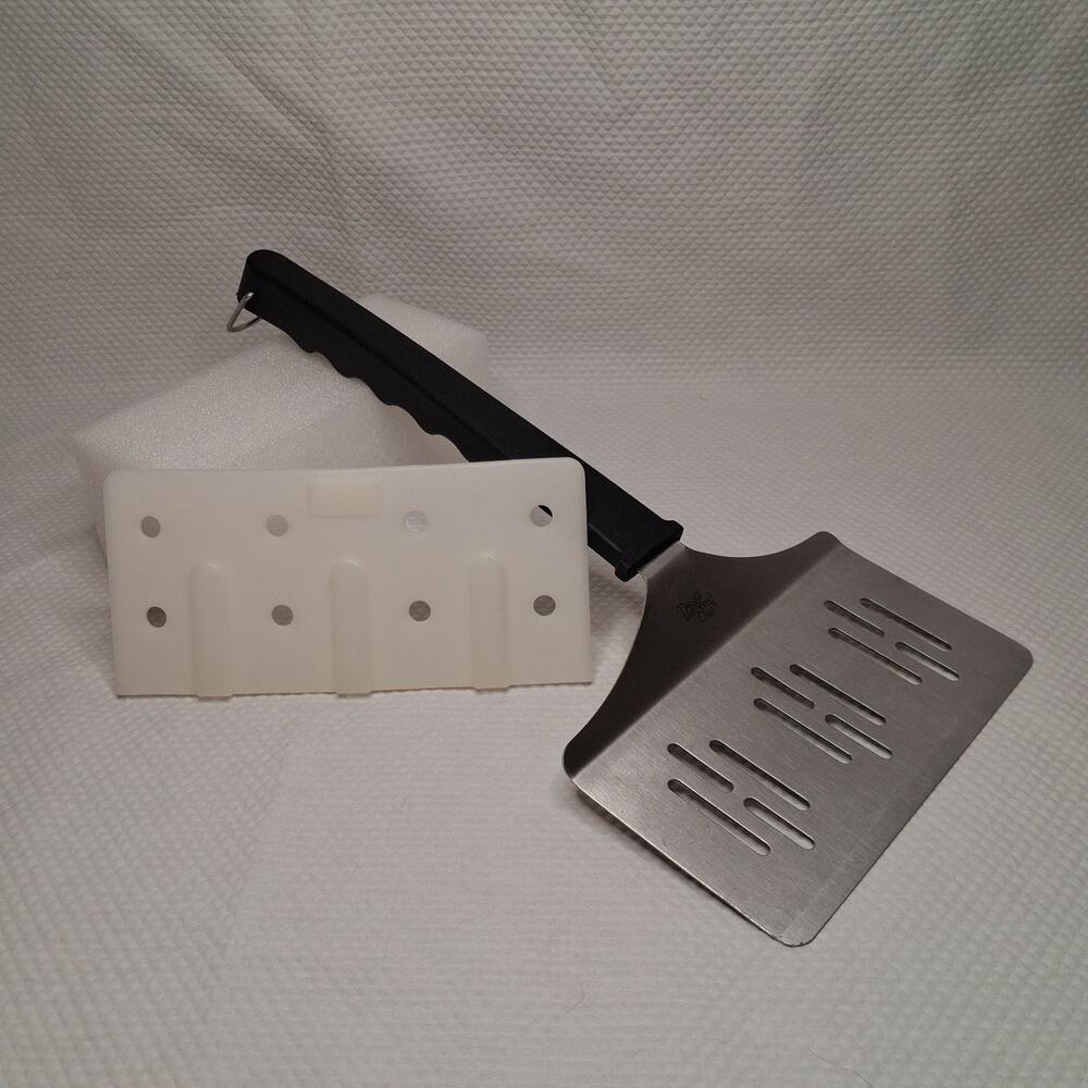 Pampered Chef Jumbo Barbecue Turner 8" Grill Spatula BBQ Tool With Cover Retired